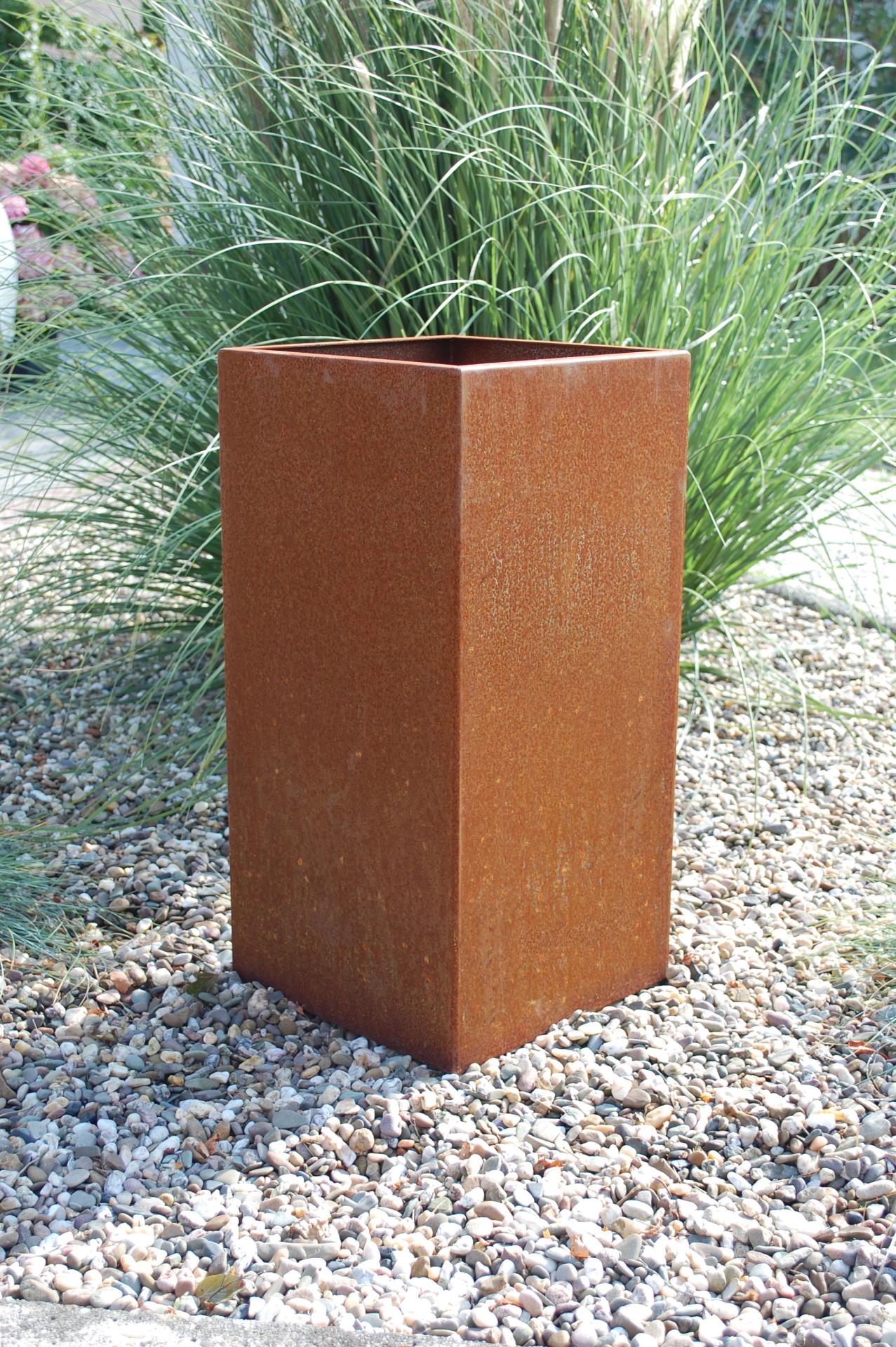 Blumenkübel Pflanzkübel aus Cortenstahl Metall "Block" 60 cm, Rostbraun
